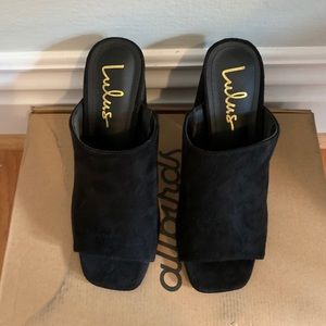 Lulus suede heels. Size 8.5. Worn once. 3 in heel